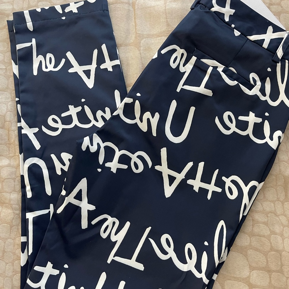 💙 | ℕAVY 𝔹LUE 𝕆VI ℙANTS | 💙